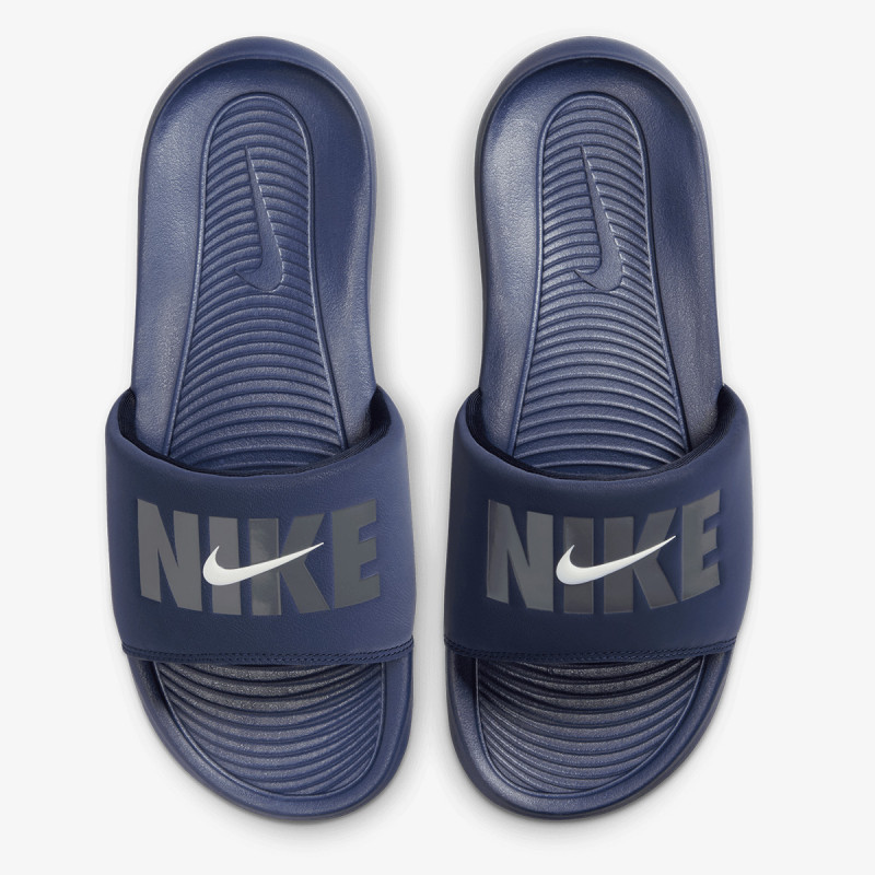 NIKE Natikači Victori One 