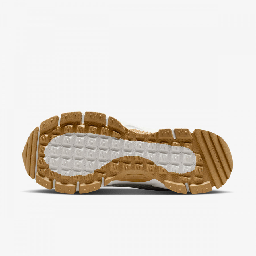 NIKE Superge W NIKE ZOOM VOMERO ROAM 