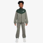 NIKE TRENIRKA Sportswear 