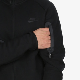 NIKE KAPUCAR Tech 