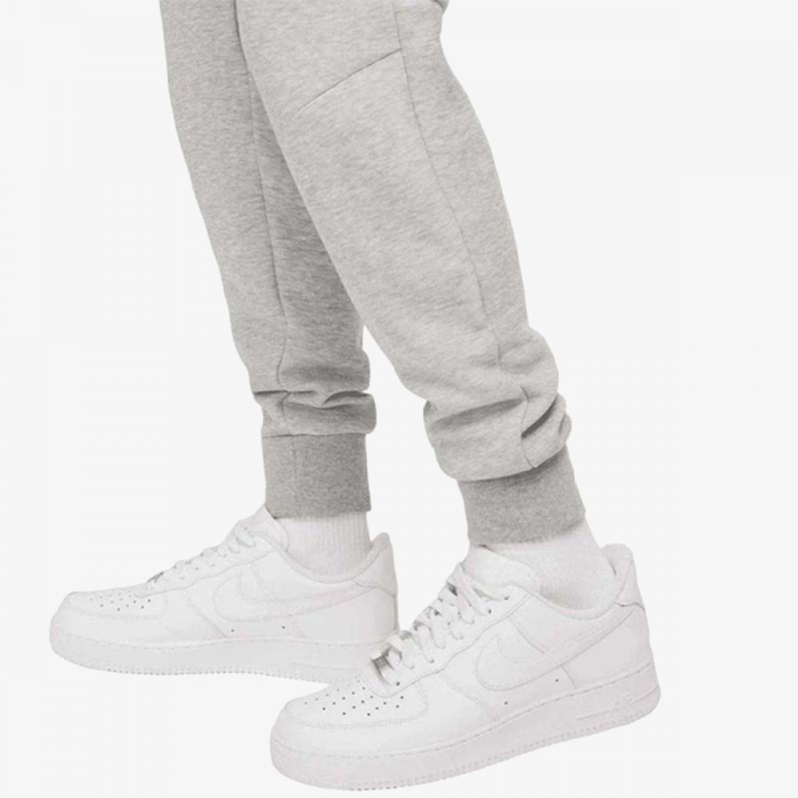 NIKE SPODNJI DELI TRENIRKE M NK TCH FLC JGGR 