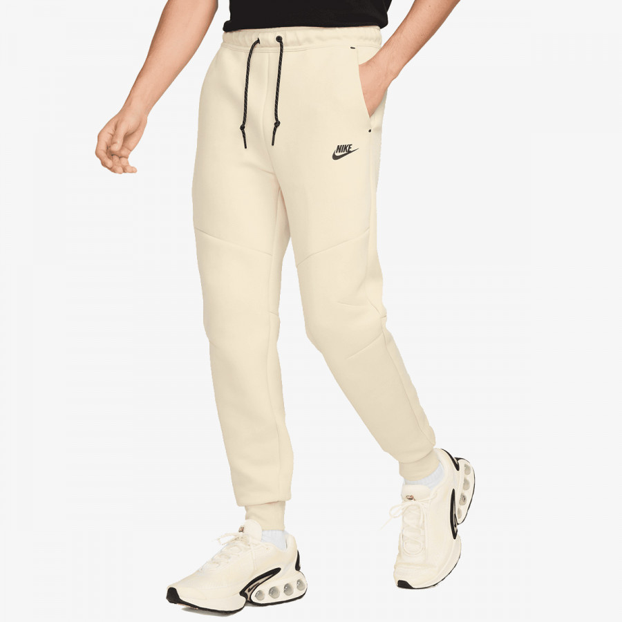 NIKE SPODNJI DELI TRENIRKE Tech 