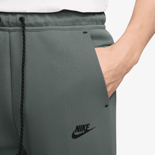 NIKE SPODNJI DELI TRENIRKE M NK TCH FLC JGGR 