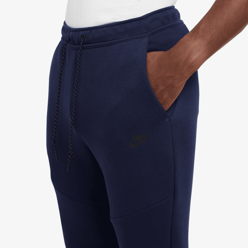NIKE SPODNJI DELI TRENIRKE M NK TCH FLC JGGR 