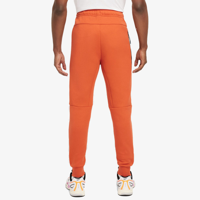 NIKE SPODNJI DELI TRENIRKE M NK TCH FLC JGGR 