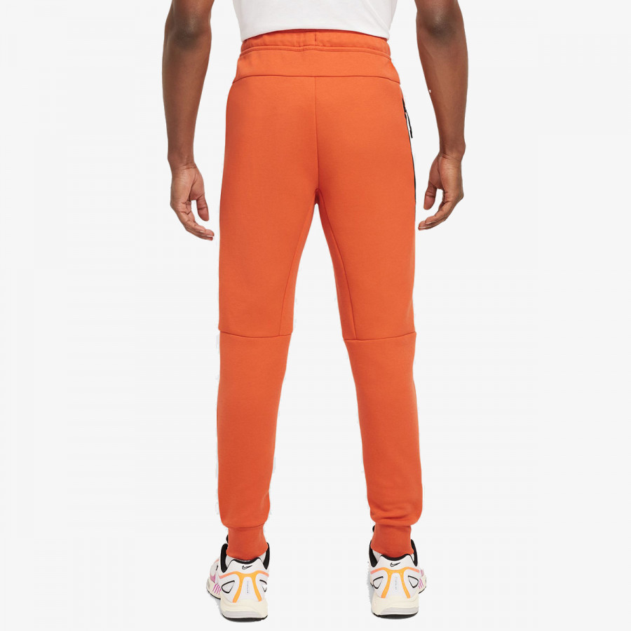 NIKE SPODNJI DELI TRENIRKE M NK TCH FLC JGGR 