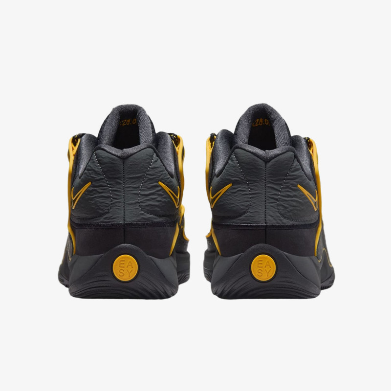 NIKE Superge KD18 