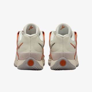 NIKE Superge KD18 