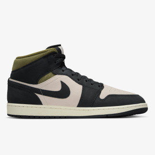 NIKE Superge AIR JORDAN 1 MID SE 