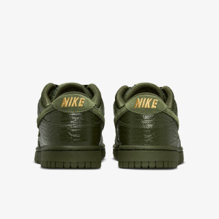 NIKE Superge Dunk Low 