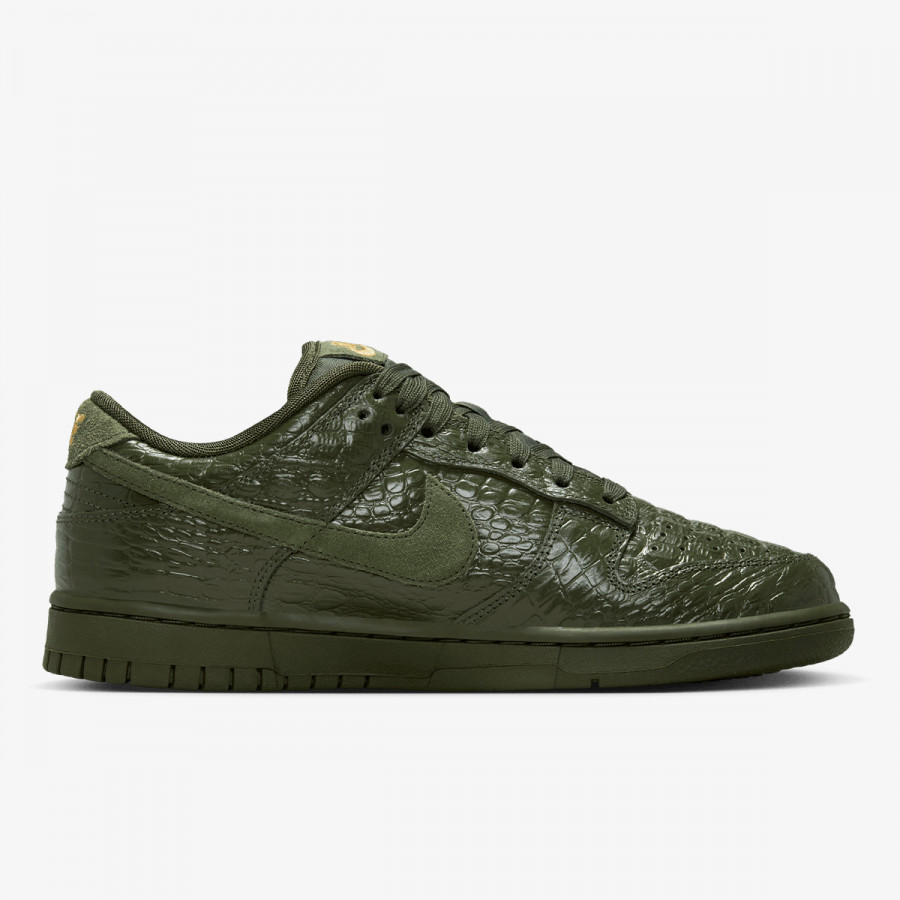 NIKE Superge Dunk Low 