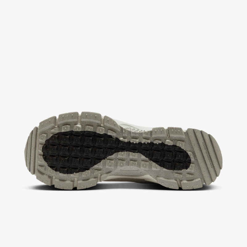 NIKE Superge NIKE ZOOM VOMERO ROAM 