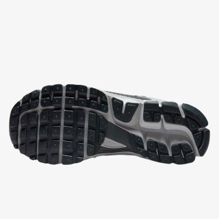 NIKE Superge NIKE ZOOM VOMERO 5 CN 