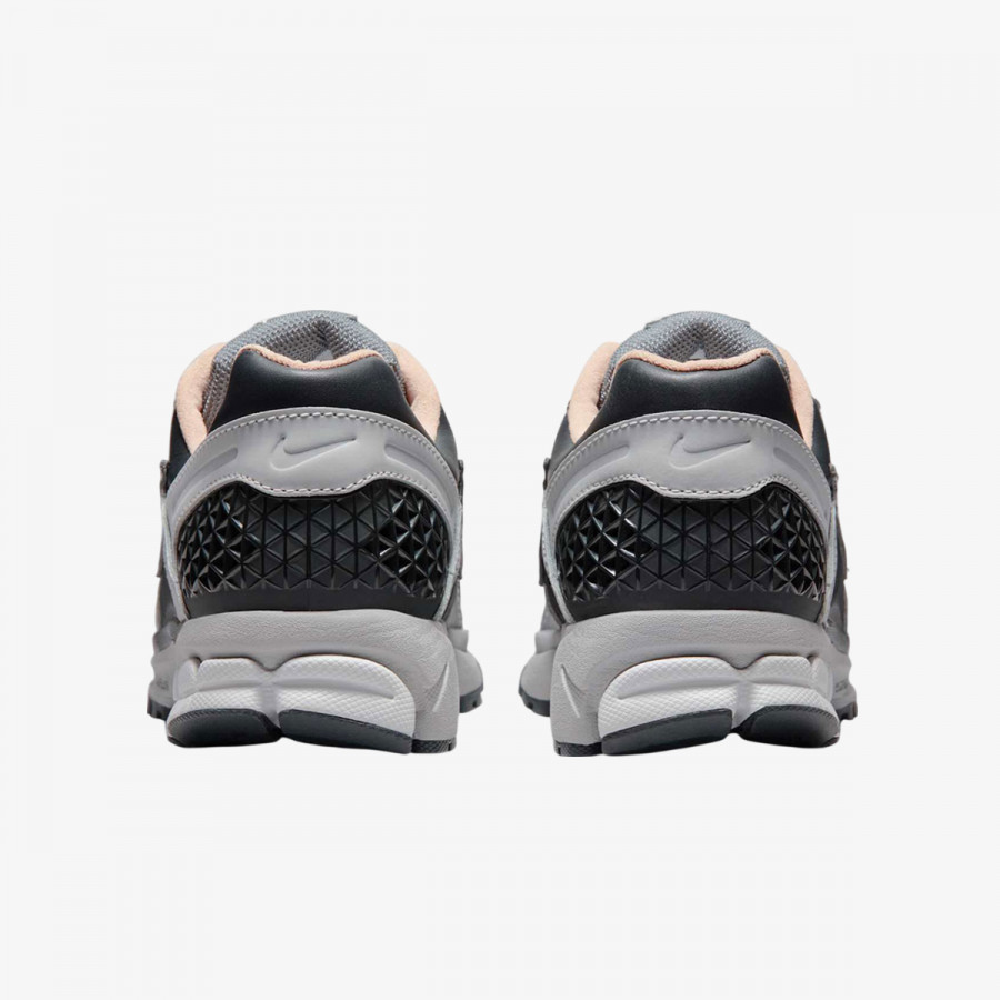 NIKE Superge NIKE ZOOM VOMERO 5 CN 