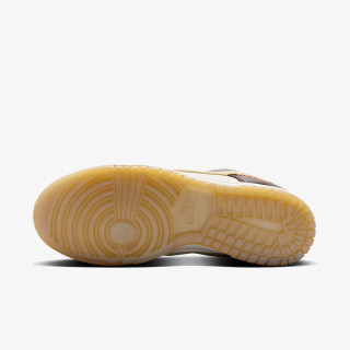 NIKE Superge W NIKE DUNK LOW LX CN CN 