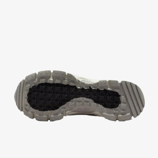 NIKE Superge W NIKE ZOOM VOMERO ROAM 