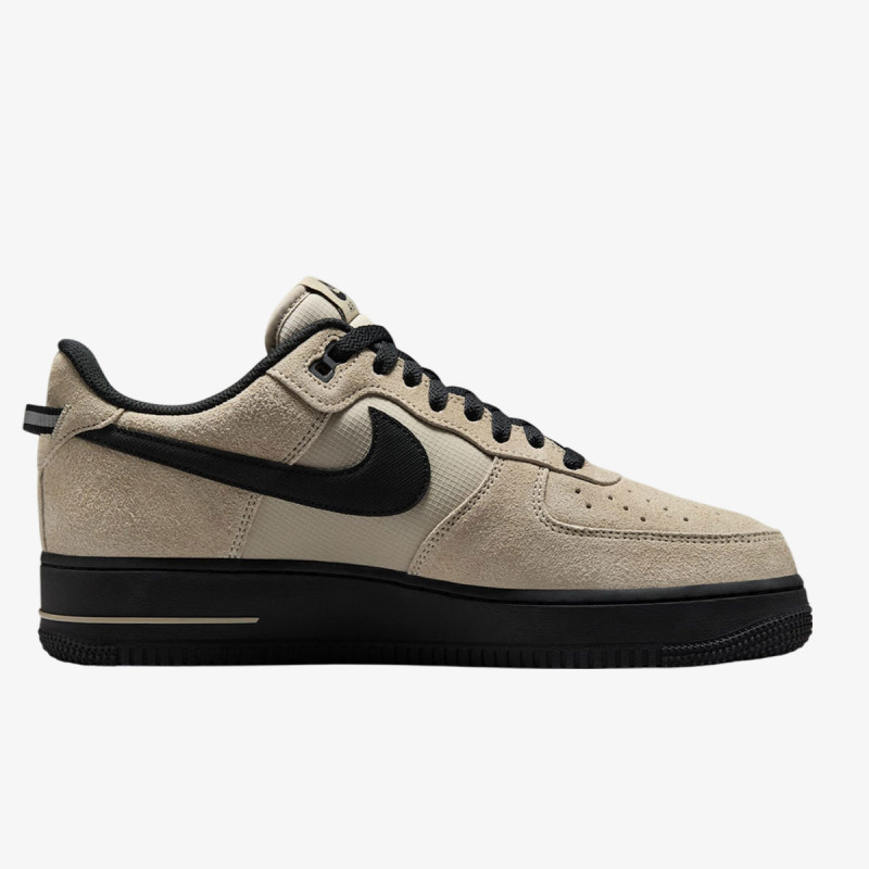 NIKE Superge NIKE AIR FORCE 1 '07 LV8 SE 