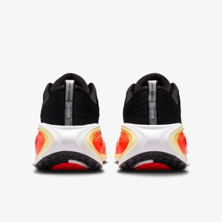 NIKE Superge Vomero Plus 