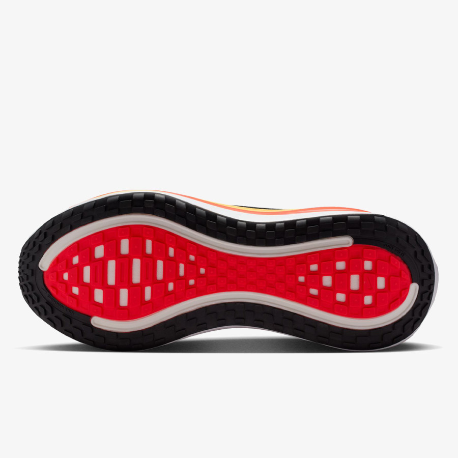 NIKE Superge Vomero Plus 