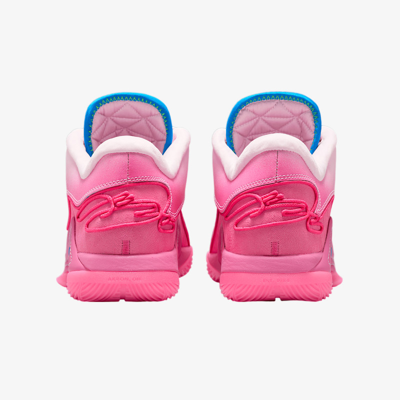 NIKE Superge LEBRON XXII SN 