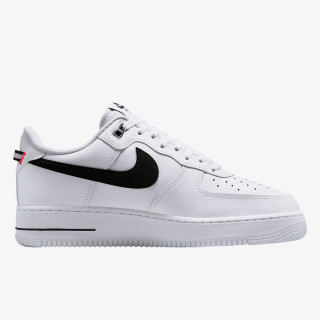 NIKE Superge NIKE AIR FORCE 1 '07 LV8 L 