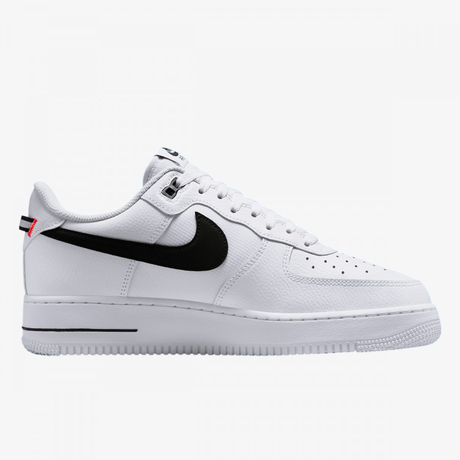 NIKE Superge NIKE AIR FORCE 1 '07 LV8 L 