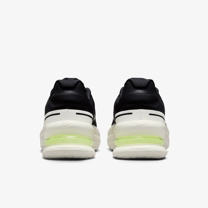 NIKE Superge Air Zoom Upturn SC 