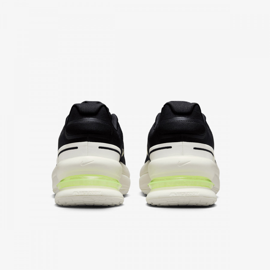 NIKE Superge Air Zoom Upturn SC 