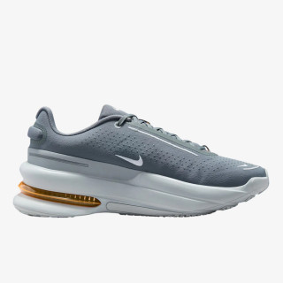 NIKE Superge Air Zoom Upturn SC 