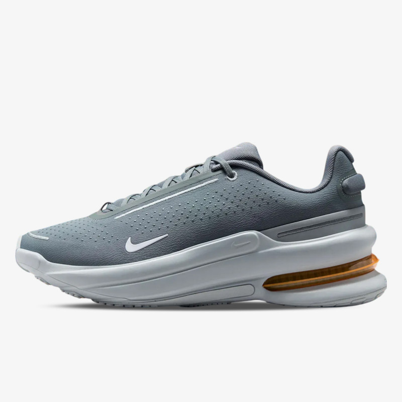 NIKE Superge Air Zoom Upturn SC 