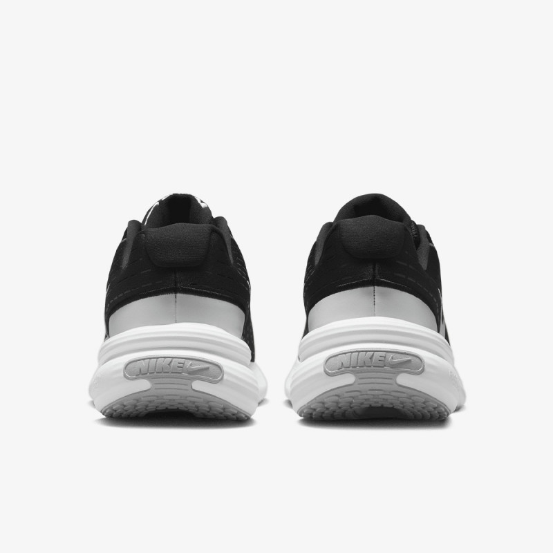 NIKE Superge NIKE UPLIFT SC 