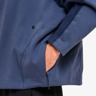 NIKE KAPUCAR Tech Boreas 