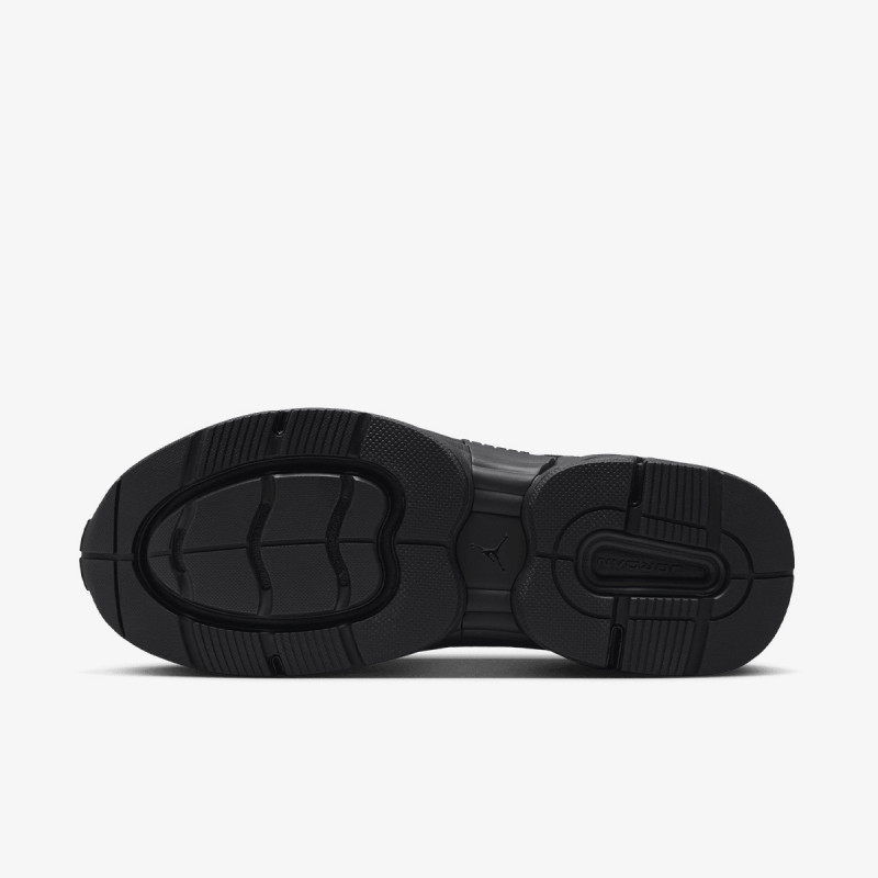 NIKE Superge JORDAN TRUNNER O/S 