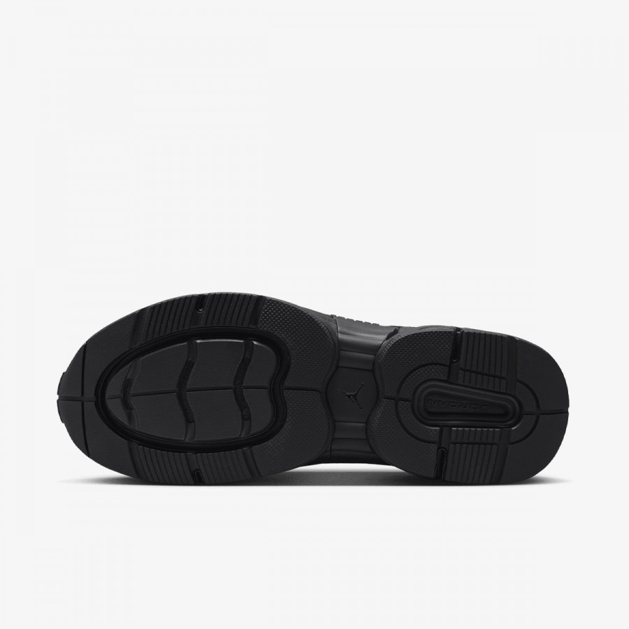 NIKE Superge JORDAN TRUNNER O/S 
