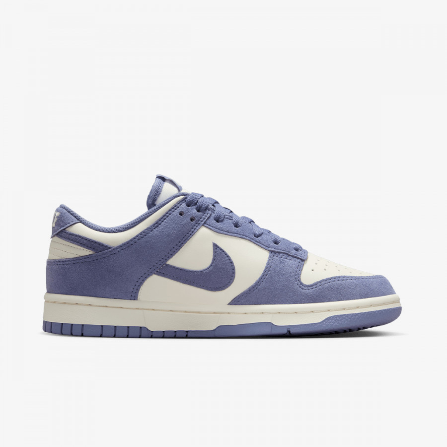 NIKE Superge W NIKE DUNK LOW NC 