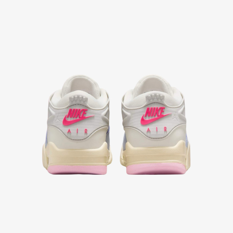 NIKE Superge WMNS AIR JORDAN 4 RM ESTR 