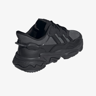 adidas Superge OZWEEGO TR 