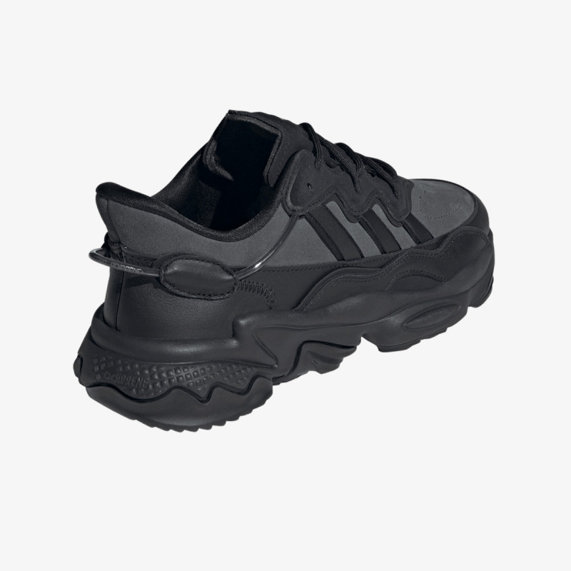 adidas Superge OZWEEGO TR 