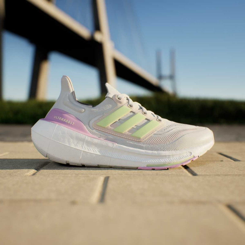 adidas Superge ULTRABOOST LIGHT W 