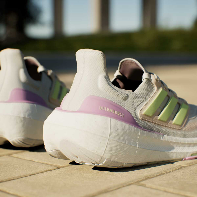 adidas Superge ULTRABOOST LIGHT W 