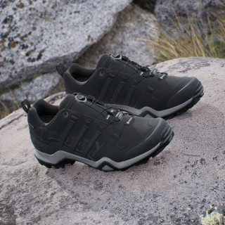 adidas Superge Terrex Swift R2 