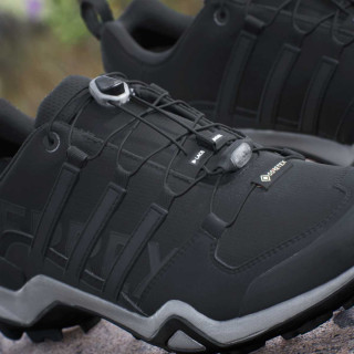 adidas Superge Terrex Swift R2 