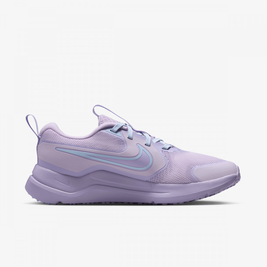 NIKE Superge Cosmic Runner 