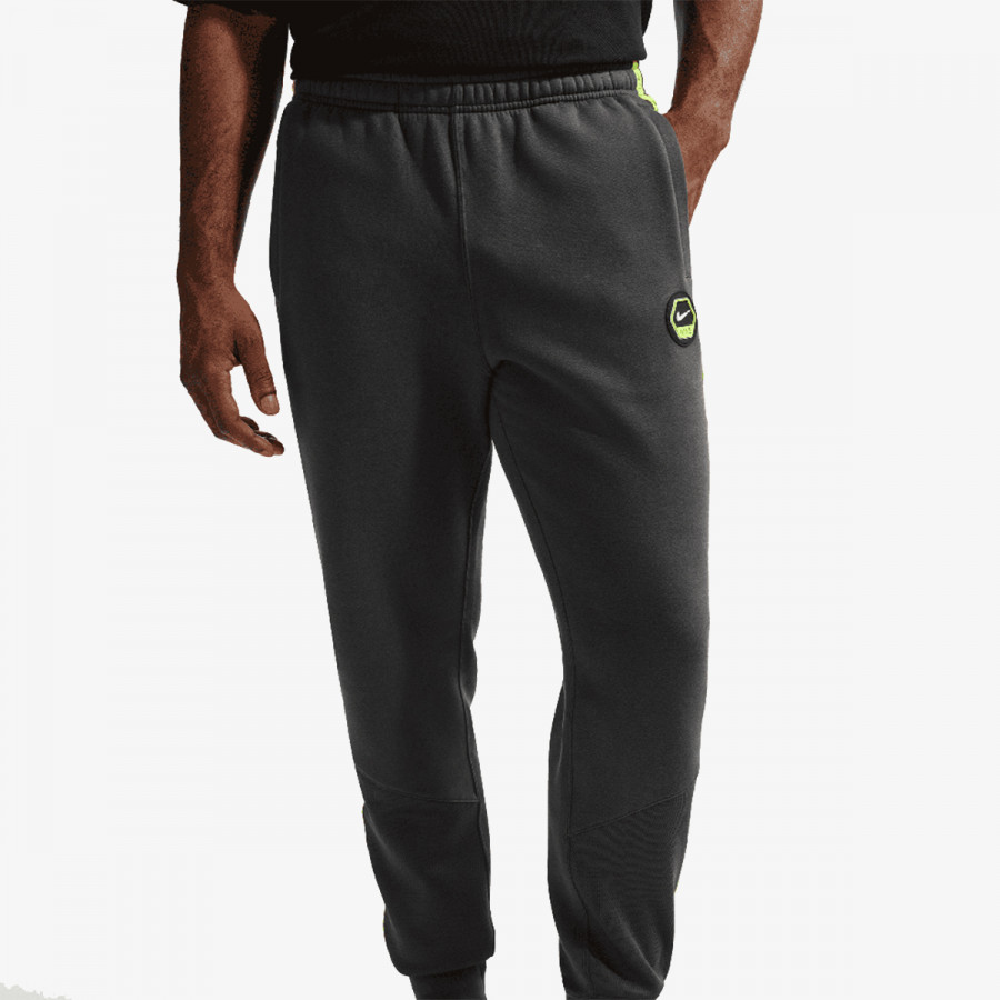 NIKE SPODNJI DELI TRENIRKE M NSW CS JOGGER FLC BB 
