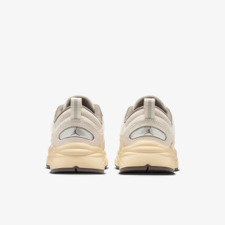 NIKE Superge JORDAN TRUNNER O/S BG 