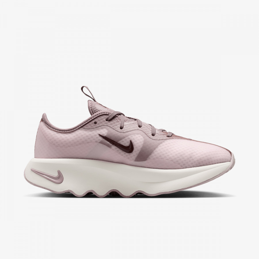 NIKE Superge Motiva 2 