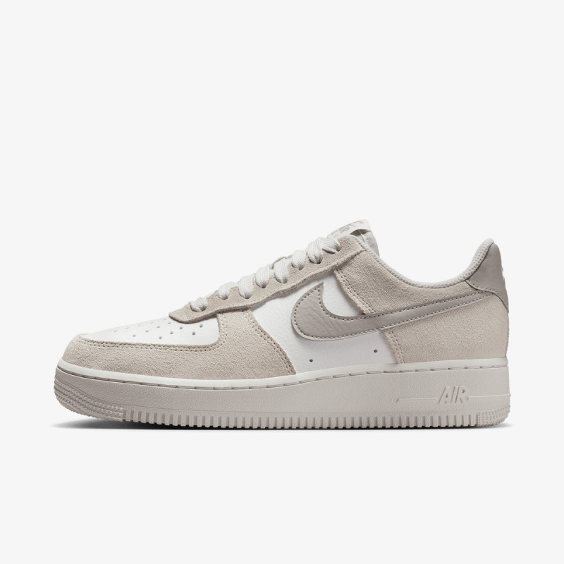 NIKE Superge W NIKE AIR FORCE 1 LO SR 