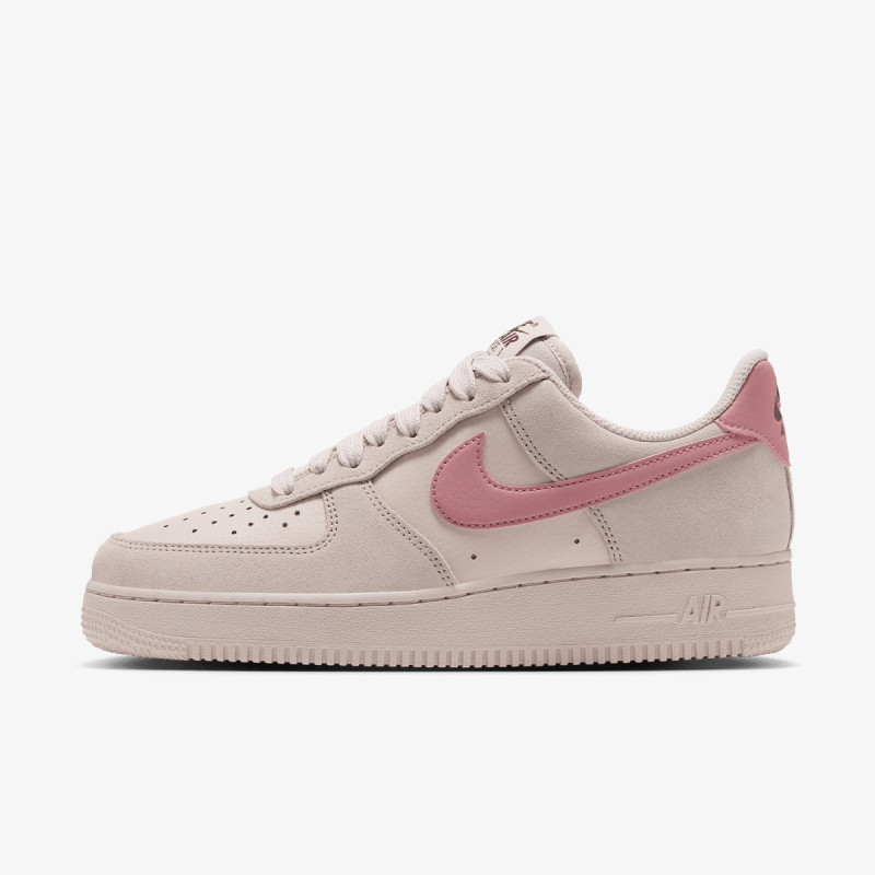 NIKE Superge W NIKE AIR FORCE 1 LO SR 