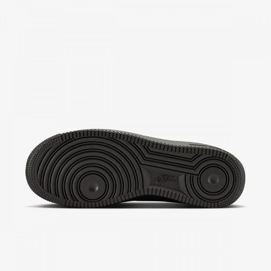 NIKE Superge W NIKE AIR FORCE 1 LO SR 