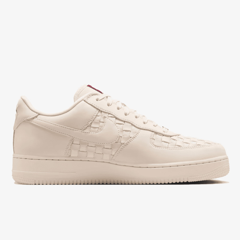 NIKE Superge AIR FORCE 1 LOW RETRO PRM ESS 